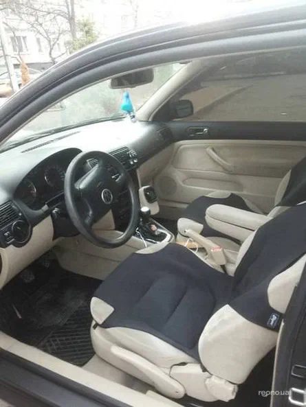 Volkswagen Golf 2001 - 10