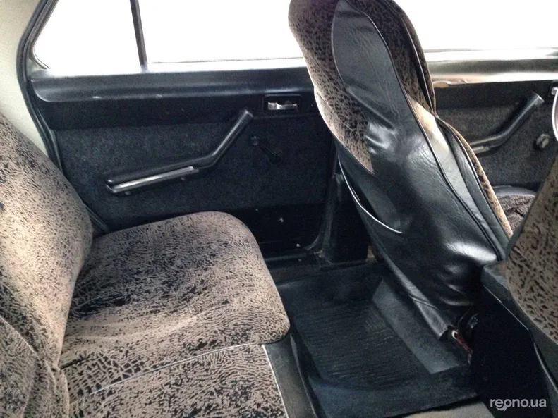 ГАЗ 24 «Волга» 1987 - 6