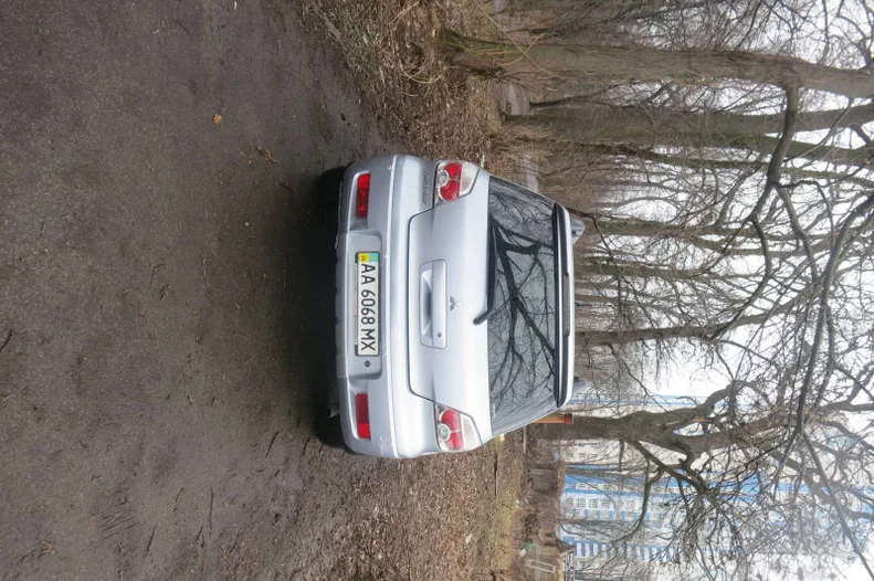 Mitsubishi Outlander 2008