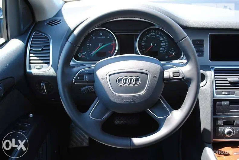 Audi Q7 2012 - 5