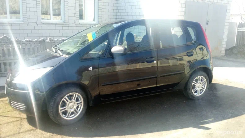 Mitsubishi Colt 2008