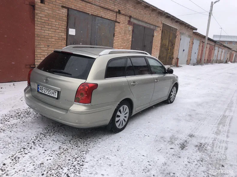 Toyota Avensis 2006 - 5