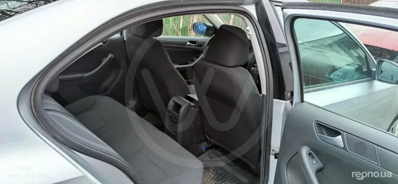 Volkswagen Jetta 2013 - 9