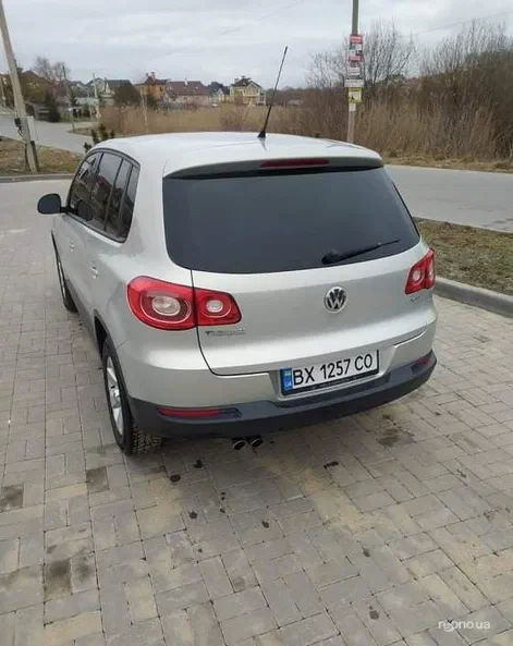 Volkswagen Tiguan 2011