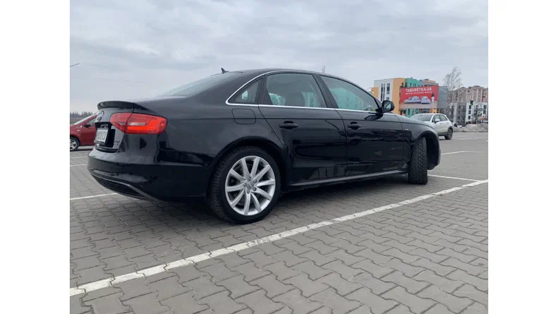 Audi A4 2014 - 6