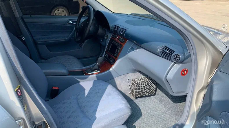 Mercedes-Benz C-Класс 2004