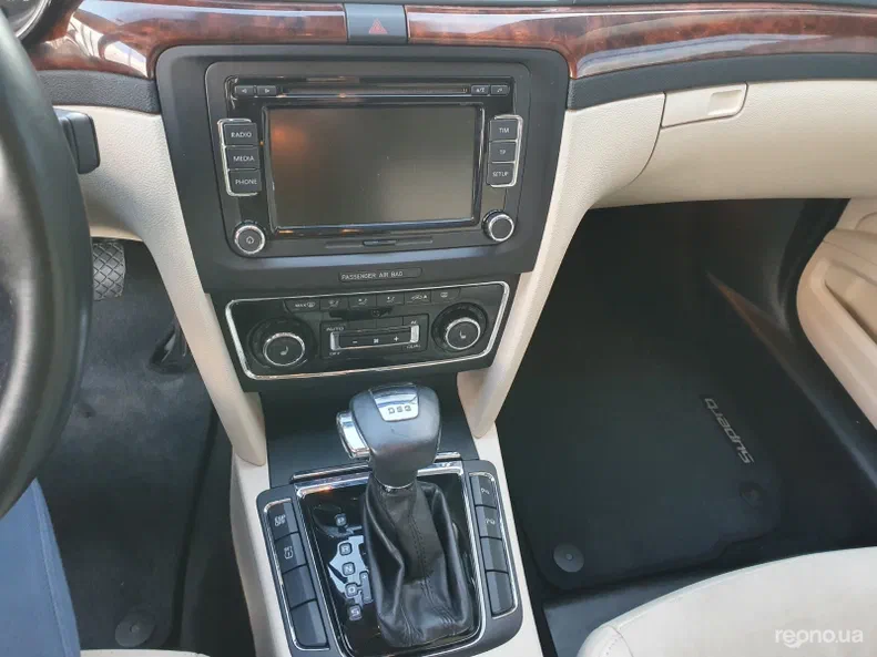 Skoda Superb 2008 - 12