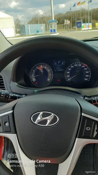 Hyundai Accent 2012 - 8