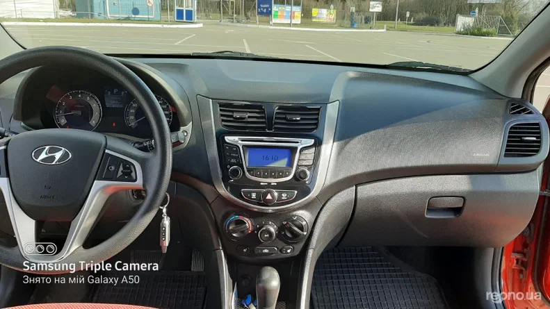 Hyundai Accent 2012 - 7
