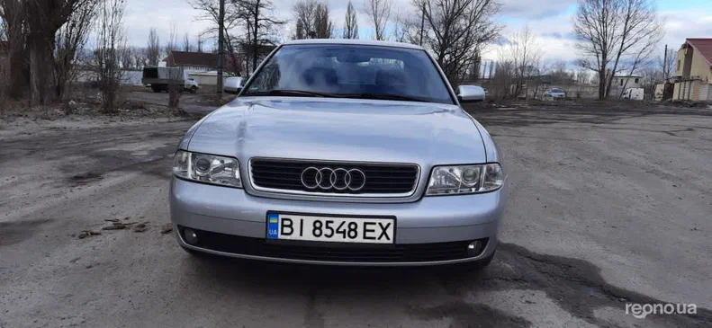 Audi A4 2000 - 0