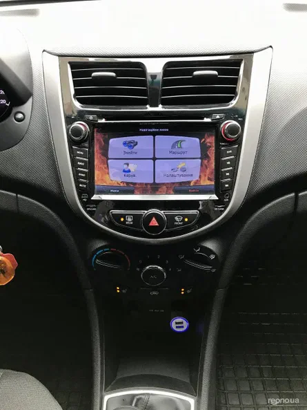 Hyundai Accent 2011 - 6