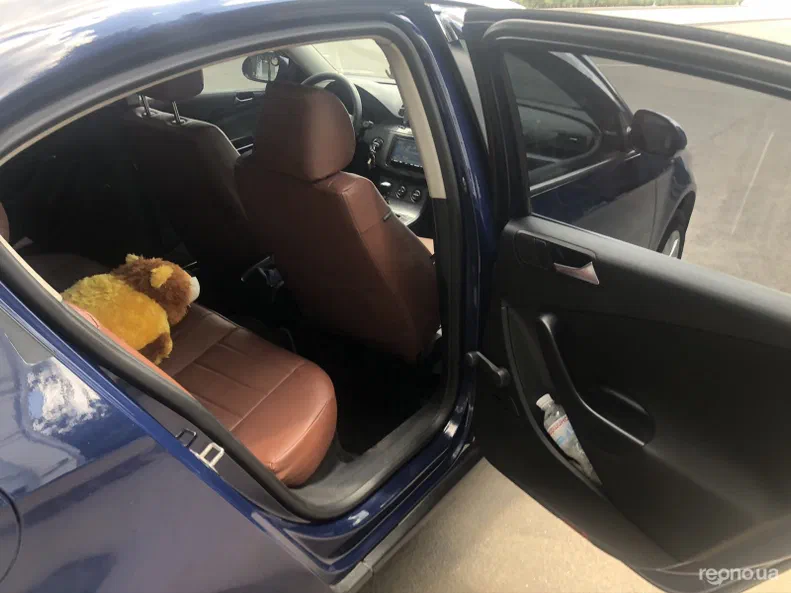 Volkswagen Passat 2008 - 13