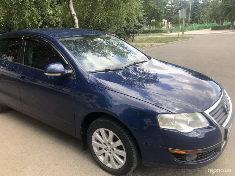 Volkswagen Passat 2008 - 10