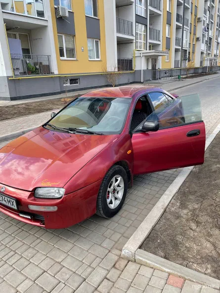 Mazda 323 1996