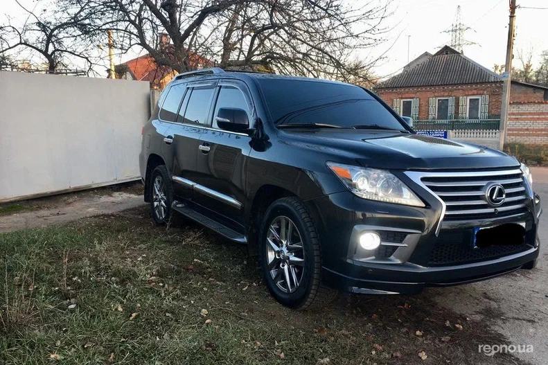 Lexus LX 2014