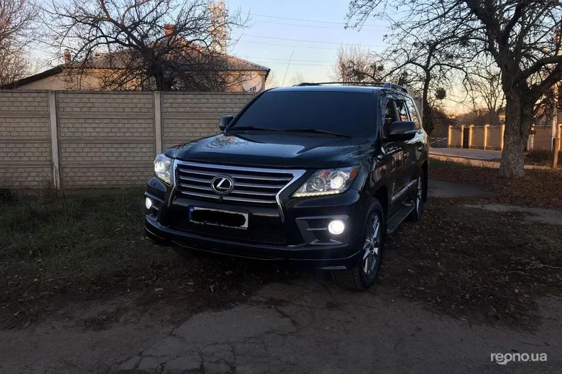 Lexus LX 2014