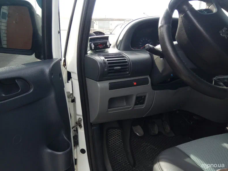 Peugeot Expert 2007 - 27