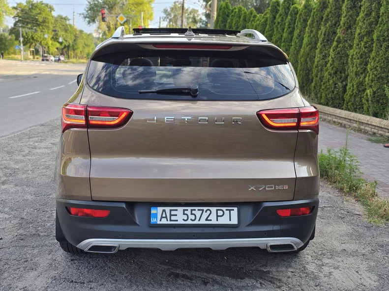 Jetour X70 PLUS 2021 - 7