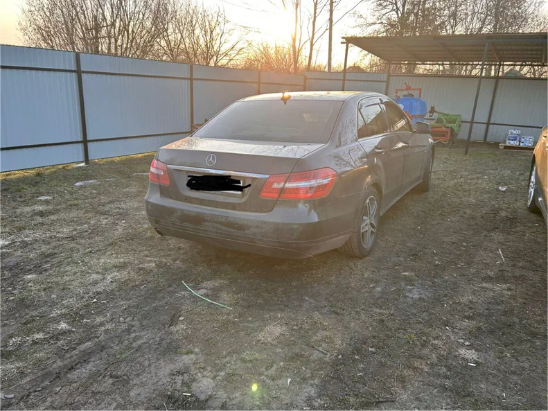 Mercedes-Benz E-Клас 2011 - 2