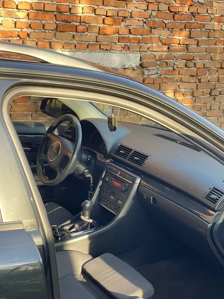 Audi A4 2004 - 16
