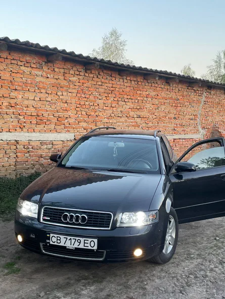 Audi A4 2004 - 5