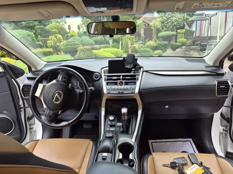 Lexus NX 2015 - 8