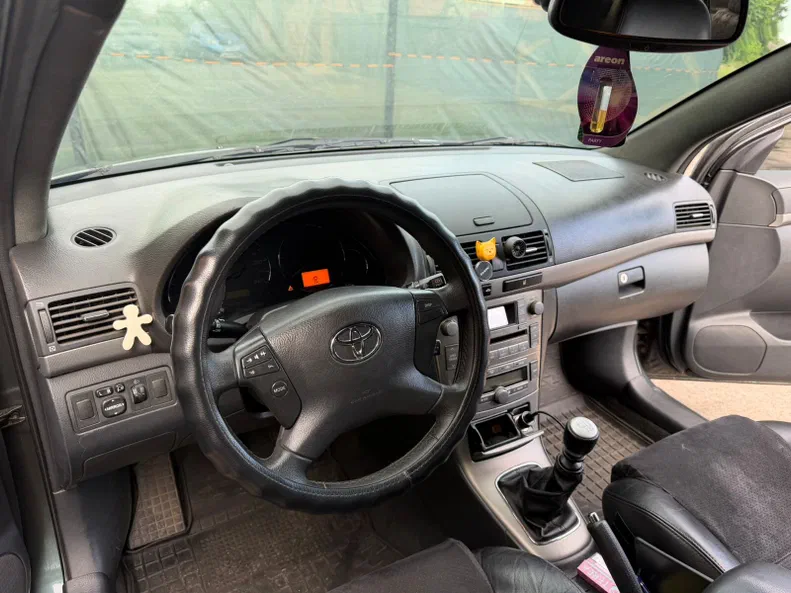 Toyota Avensis 2007 - 6