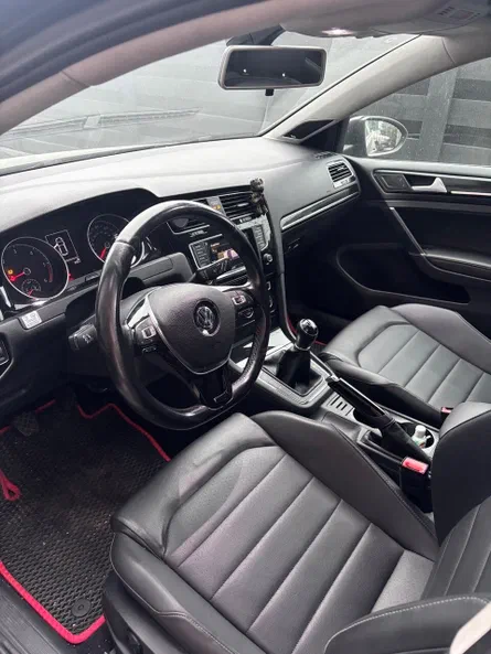 Volkswagen Golf 2015 - 2