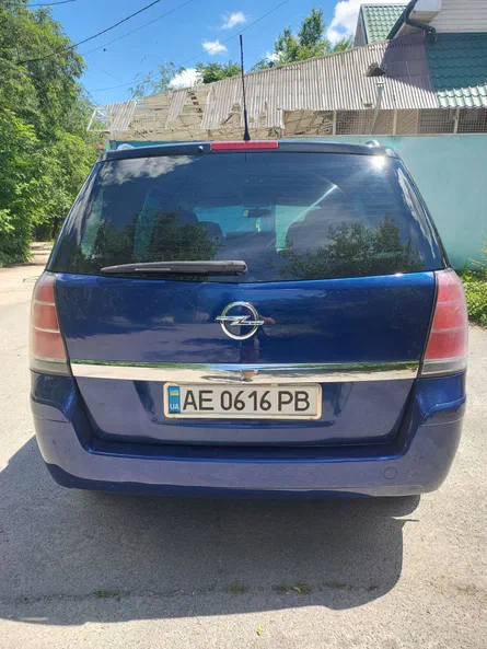 Opel Zafira 2007 - 3