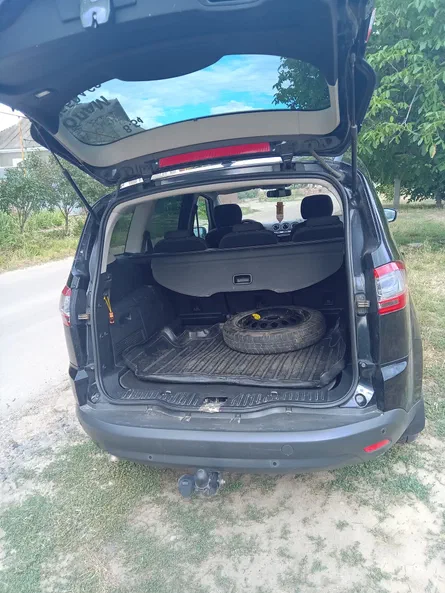 Ford S-MAX 2014 - 24