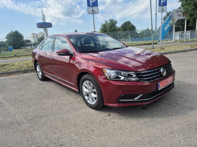 Volkswagen Passat 2017 - 1