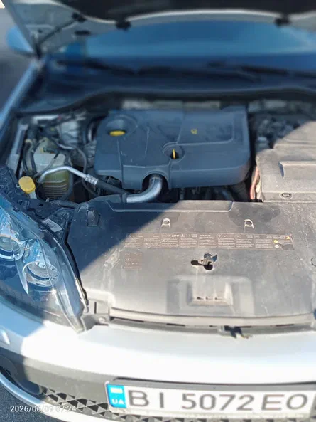 Renault Laguna 2010 - 7