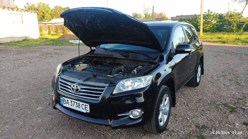 Toyota RAV4 2011 - 7