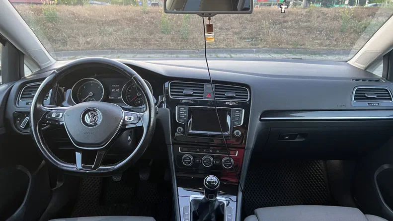 Volkswagen Golf 2014 - 16