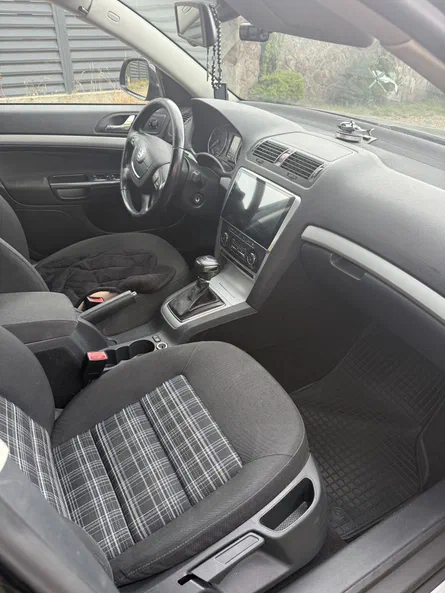 Skoda Octavia 2012 - 3