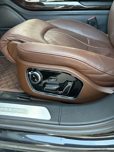 Audi A8 2014 - 12