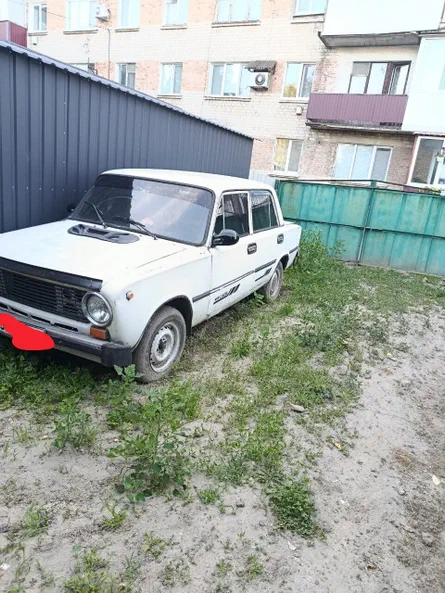 Lada (ВАЗ) 2101 1980 - 0