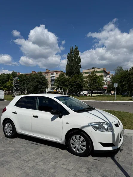 Toyota Auris 2007 - 8
