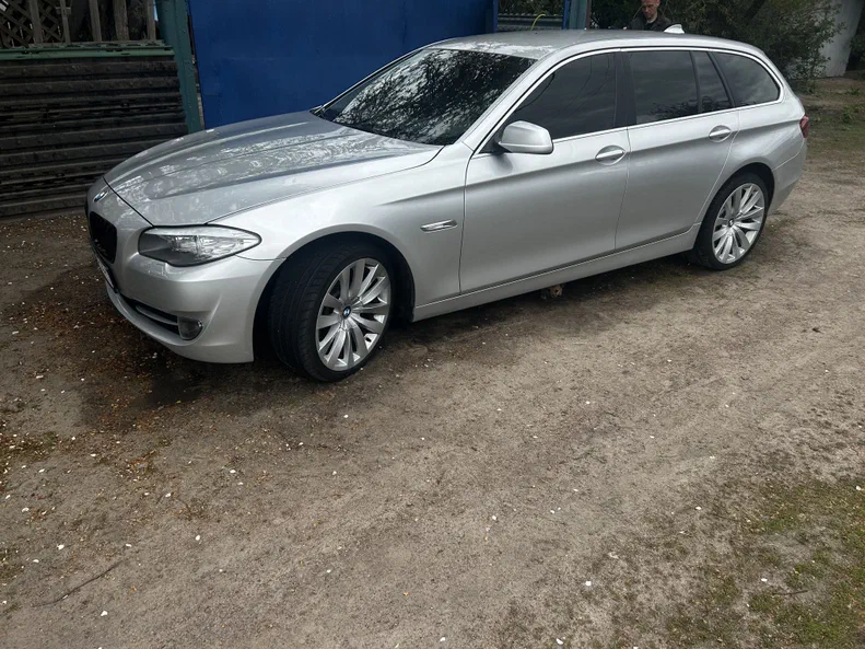 BMW 5 серія 2012 - 1