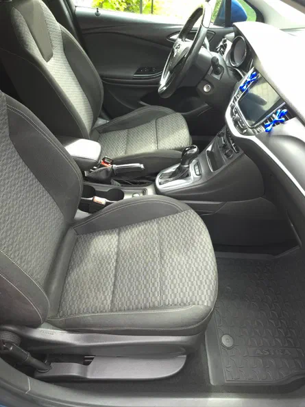 Opel Astra 2016 - 9