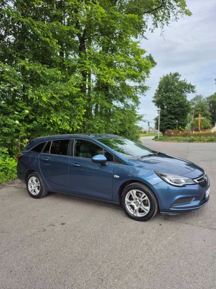 Opel Astra 2016 - 0