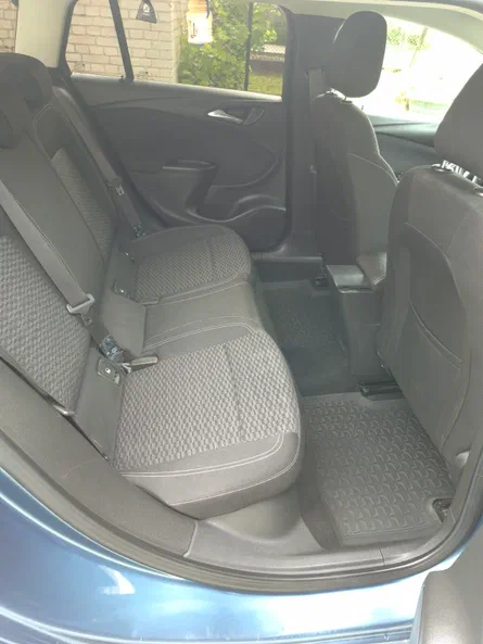 Opel Astra 2016 - 11