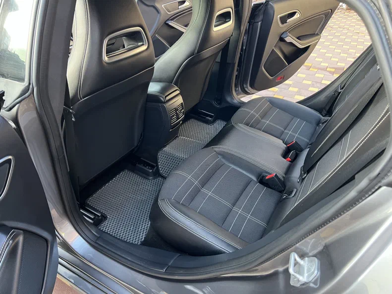 Mercedes-Benz CLA 2017 - 3