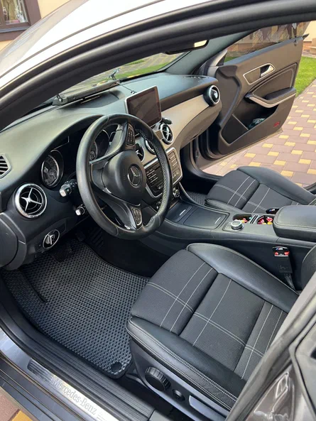 Mercedes-Benz CLA 2017 - 13