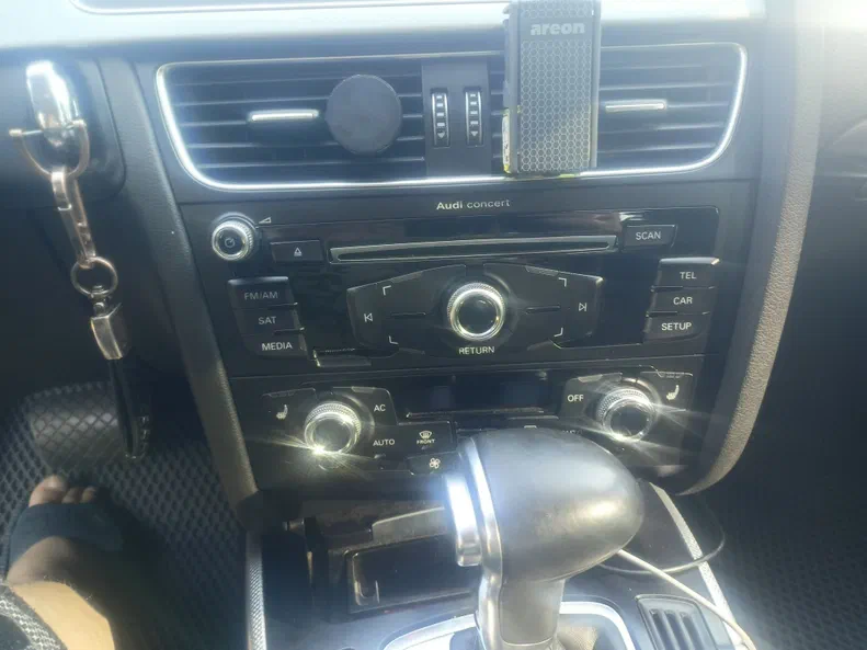 Audi A4 2012 - 11