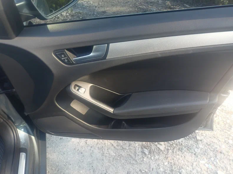 Audi A4 2012 - 6
