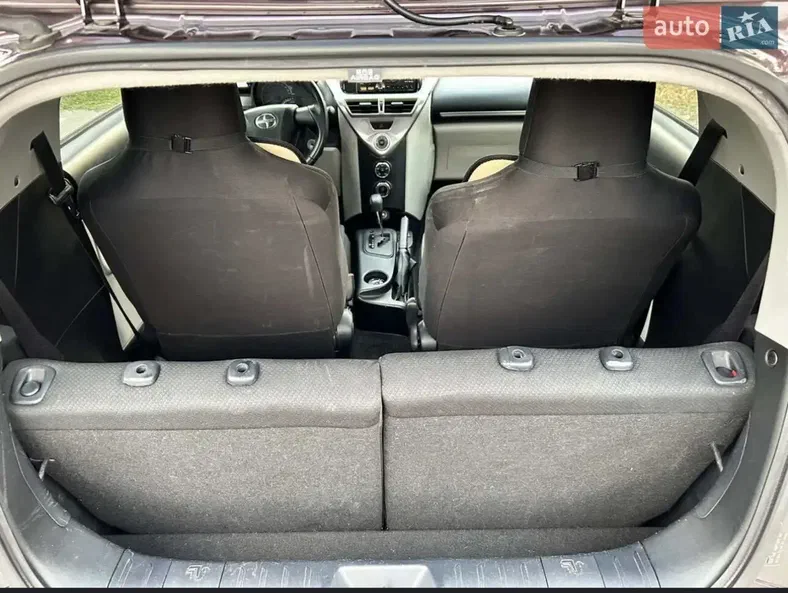 Scion iQ 2013 - 4