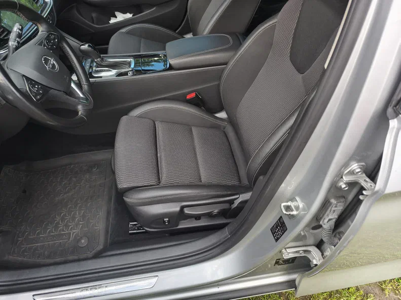 Opel Insignia 2018 - 11