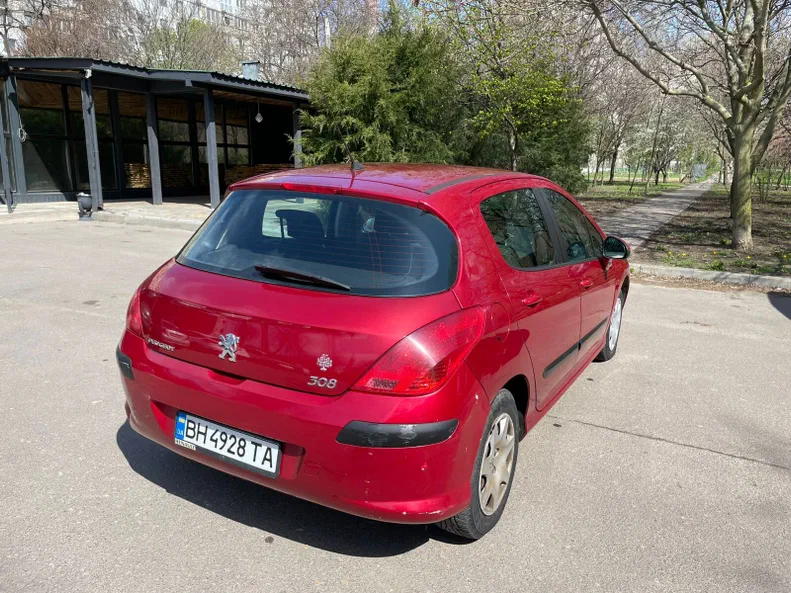 Peugeot 308 2008 - 4