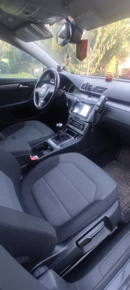 Volkswagen Passat 2011 - 4